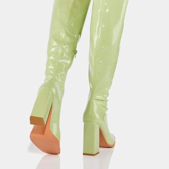 ISLE  YOU  KNOW UR HAPPY WHEN  Boots ( BRAND NEW !!! ) - Picture 3 of 6